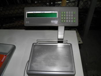 digitale Waage mit Warenspeicher